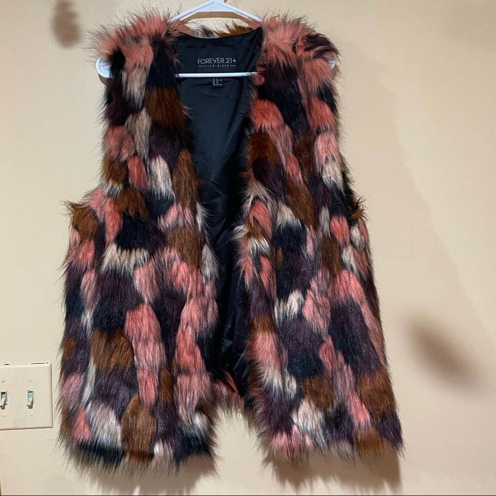 Forever21 Plus Size 3X Faux Fur Vest